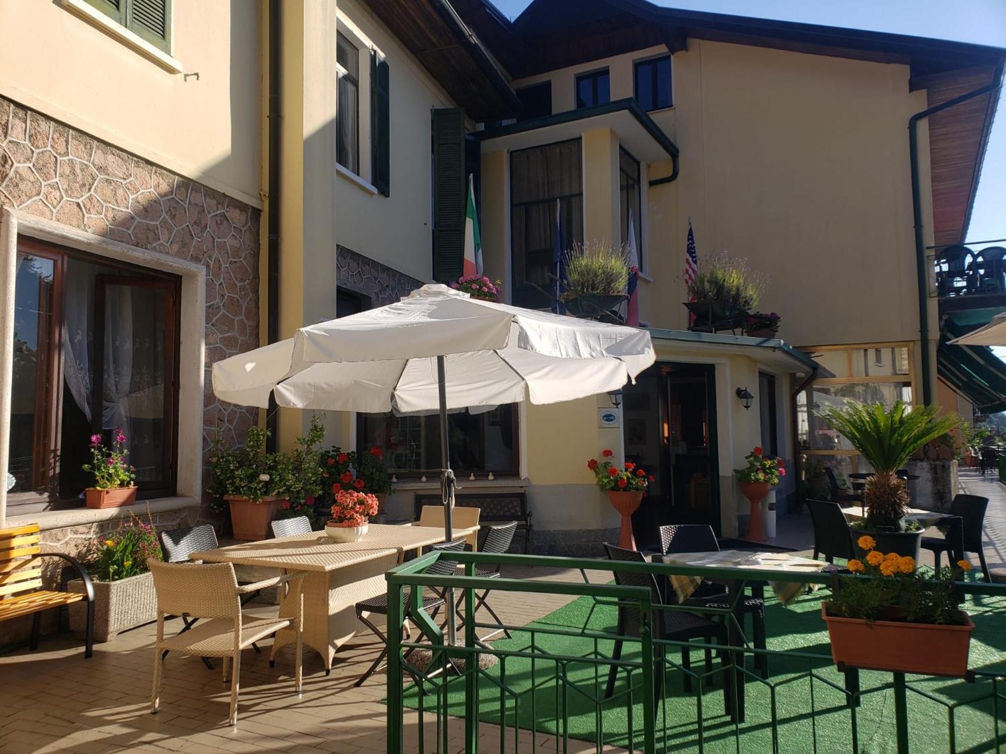 Marzio Budget Hotel Vittoria & Ristorante מראה חיצוני תמונה