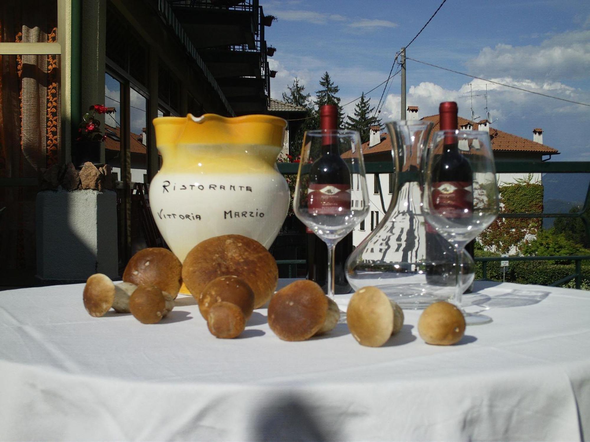 Marzio Budget Hotel Vittoria & Ristorante מראה חיצוני תמונה