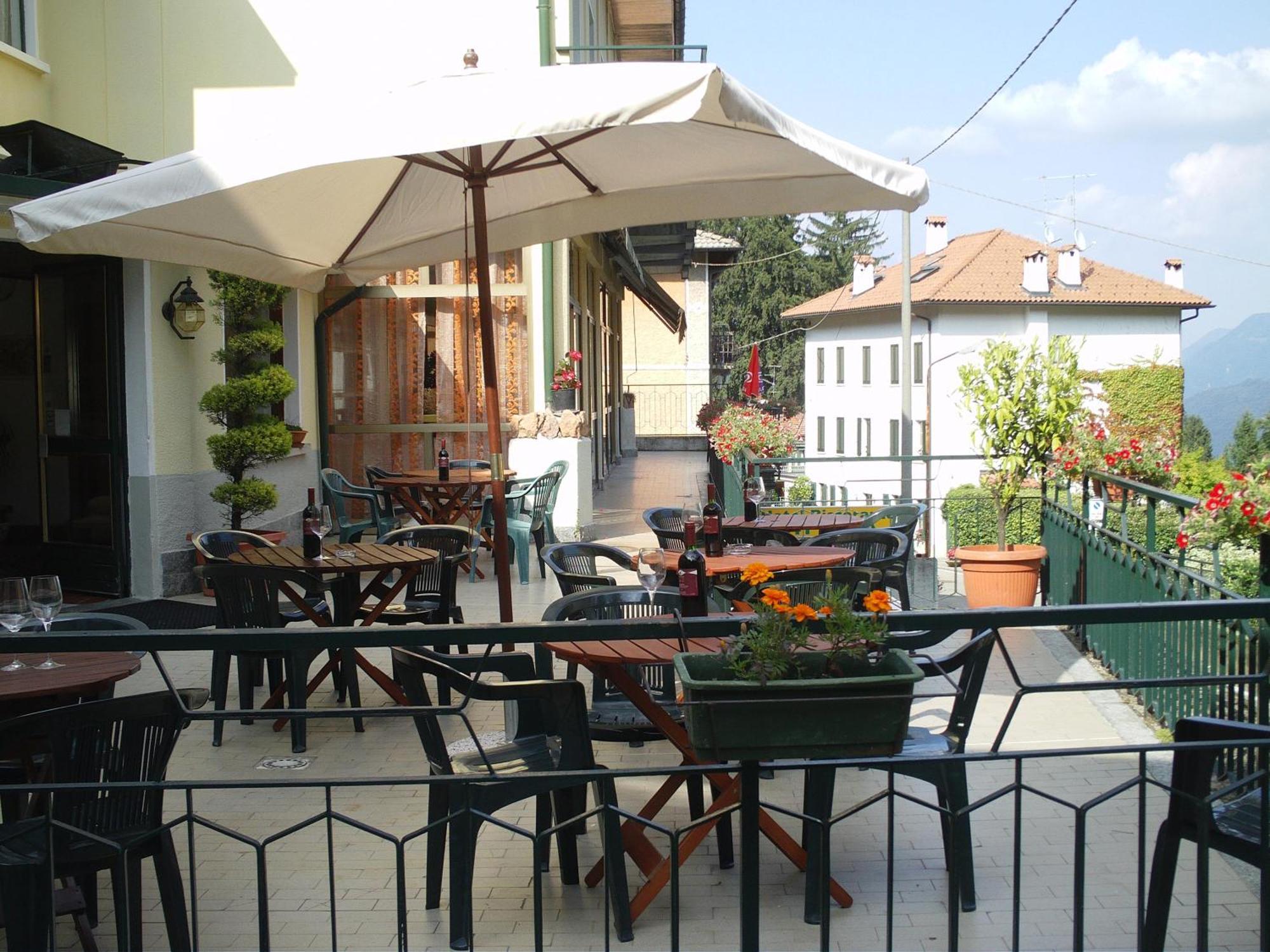 Marzio Budget Hotel Vittoria & Ristorante מראה חיצוני תמונה