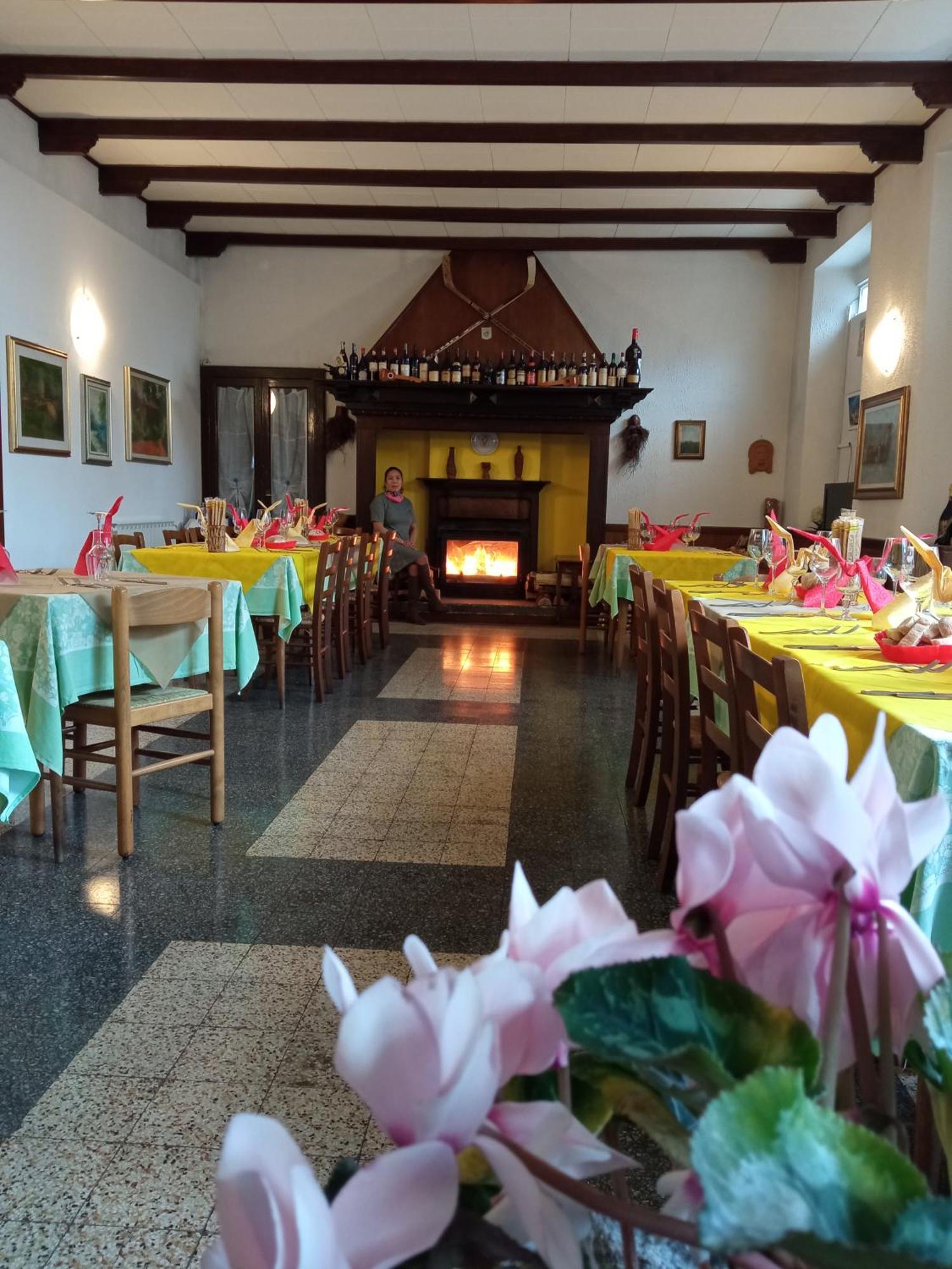 Marzio Budget Hotel Vittoria & Ristorante מראה חיצוני תמונה